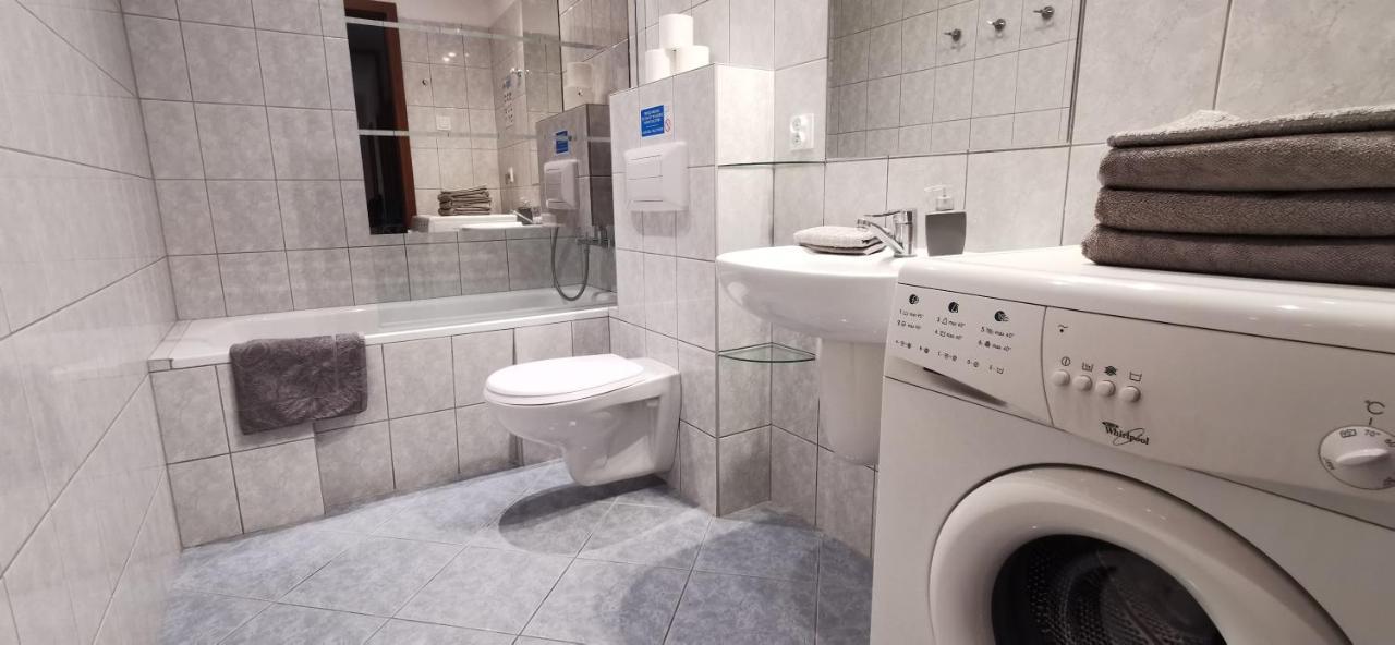 Playa Apartament Z Parkingiem, Promenada Do Mola 格但斯克 外观 照片